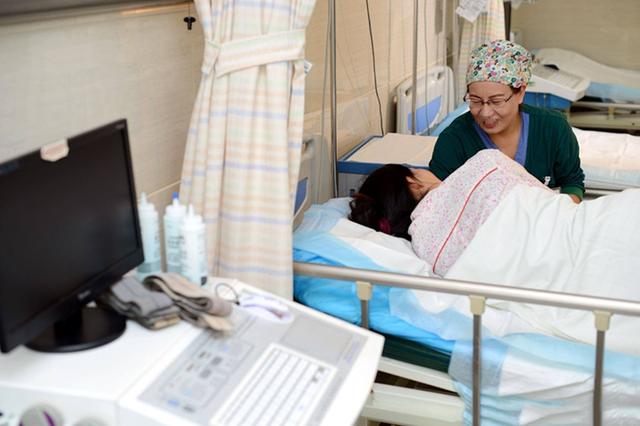 孕妈进产房的时需要准备些什么物品？这些可别忘记带，能省事不少