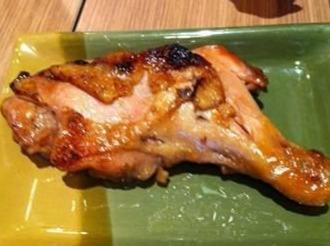 二胎家庭，只有一个鸡腿应该给谁？孩子真正在意什么你知道吗？