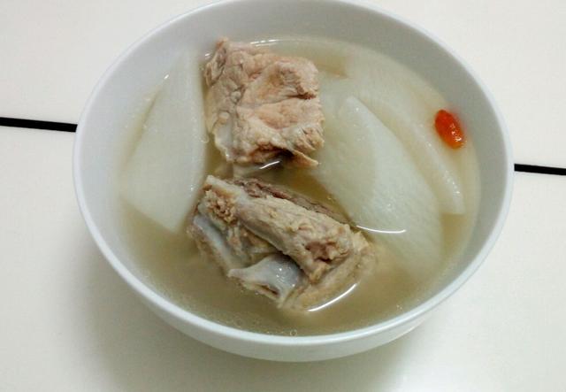 立冬了，要多给孩子熬这汤喝，暖身暖胃，整个冬季不感冒！