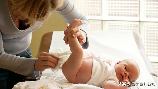 还在给孩子穿开裆裤吗？这5大母婴用品黑名单快停用吧