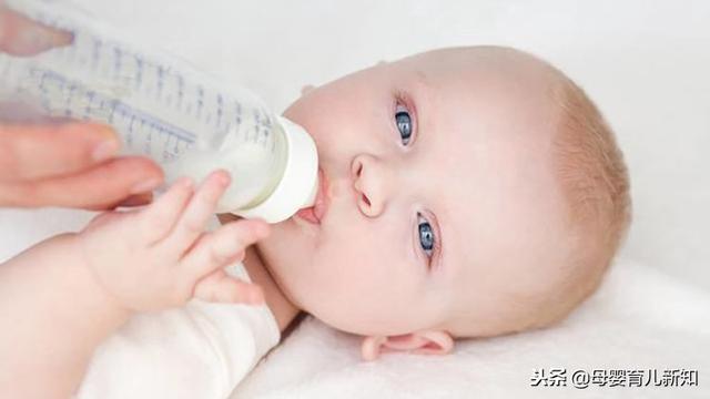 宝宝眼屎增多，小便发黄？主要这4个原因引起喝奶粉上火