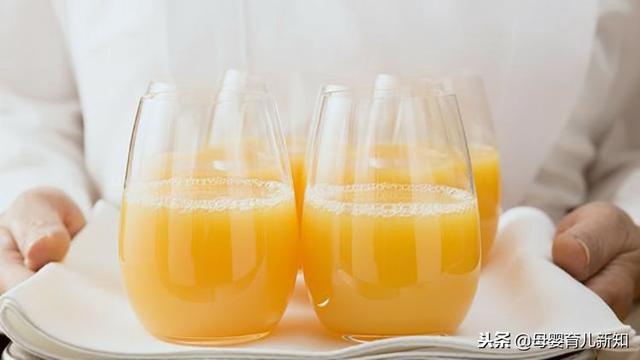 水果泥比和果汁好？要宝宝吃的营养又健康，爸妈要注意这4点