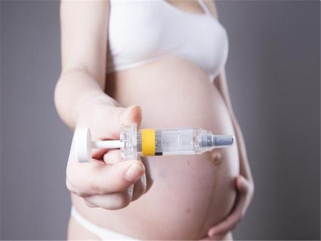 妈妈贫血影响大，吃红枣、花生用处不大，不如吃补铁剂