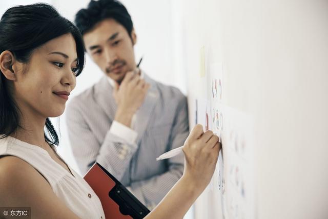 女人做全职妈妈，到底该欣喜还是无奈？一切都是为了宝宝健康成长