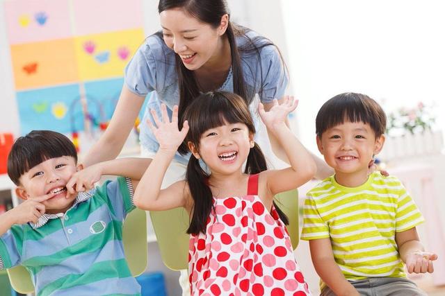 孩子上幼儿园，家长有必要给老师送礼吗？家长和老师矛盾在哪里？