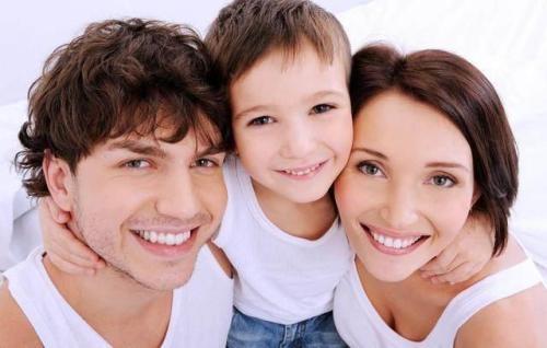 爱打扮和不爱打扮的宝妈，对孩子来说大不一样