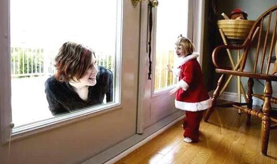 15岁女孩身高0.9米，医生断言活不过5个月如今快乐成长！