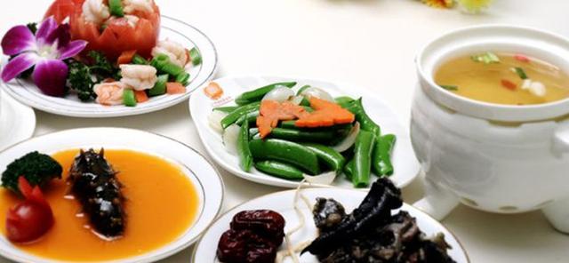 育儿说：如何做月子餐，有没有产后坐月子30天的食谱呢？三大阶段