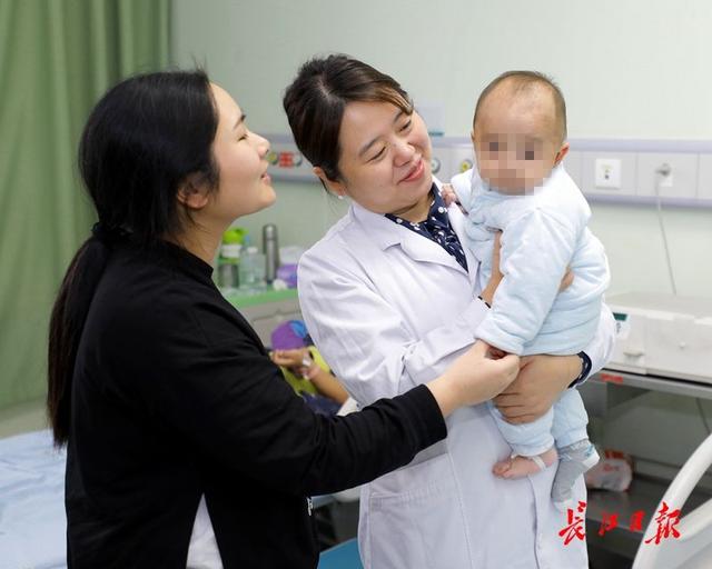 “灌肠退热”后，半岁男婴突发急性肾衰