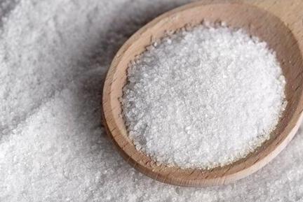 孩子咳不停，橙子切开，撒一调料，吃2口就轻，冬季孩子还爱吃