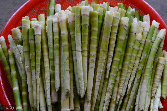 这8种食物，不能给宝宝当辅食、零食、不能给他吃！太伤害脾胃