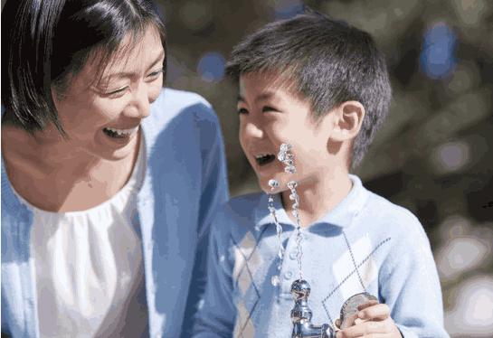 如果你生的是儿子，这几个地方会非常像妈妈，尤其第一个非常准
