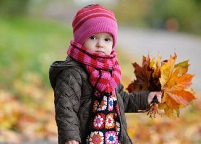 辟谣！衣服穿得越多就越暖和？妈妈们别再盲目给孩子添衣服了！