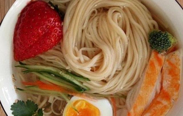 如何给宝宝做儿童营养餐？这样做，又好吃又诱人，宝宝多吃一碗