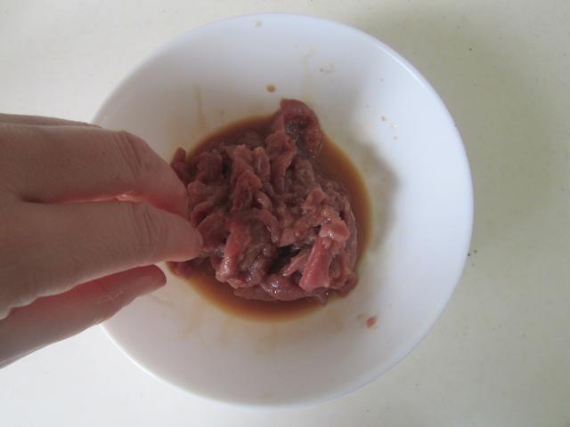 立冬后这蔬菜再贵也要买，天然叶酸含量极高，营养全，女人更要吃