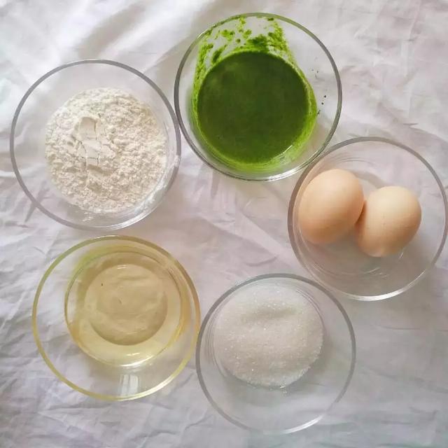 酥脆有点甜，宝宝吃不厌！简单快手小零嘴，还能加蔬菜进去哟~