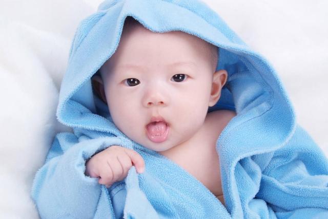 宝宝夜哭怎么办，聆听孩子的弦外之音，做和宝宝心意相通的好妈妈