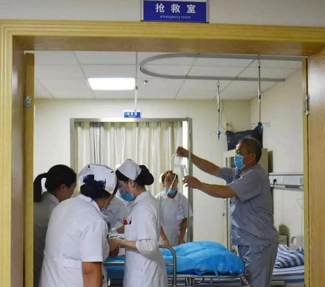 产房里医生最怕什么，为啥大出血不是首位？医生时刻保持高度警惕