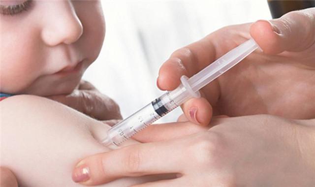 孩子接种流感疫苗了吗？接种后有不良反应吗？家长应该怎么做？