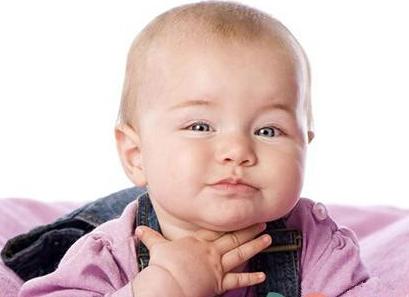 宝宝生病咳嗽别着急，大蒜这样蒸了喂给孩子立马好！