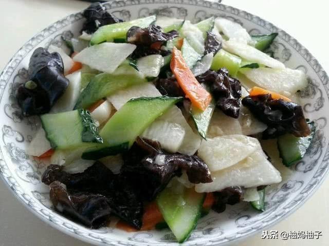 孕期食谱推荐：孕中期这3道菜最适合孕妈，益气补血壮脾胃