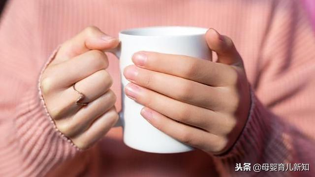 母乳喂养期间，宝宝越吃奶越多？这7件事影响着母乳的质量