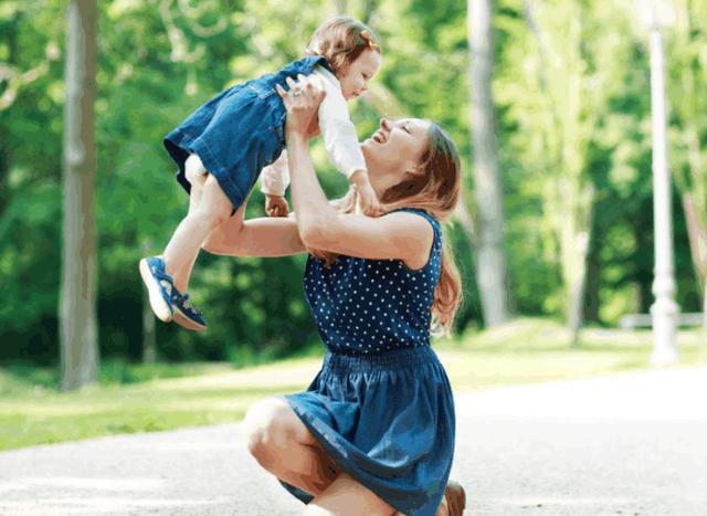 奶奶带大的孩子，到底和谁更亲？答案和你想象的完全不一样