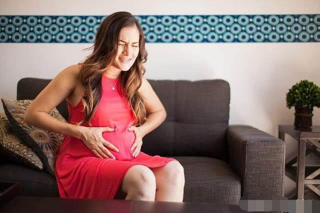 孕期难免磕碰,若你没出现这3个“表现”,就放心吧,胎儿没事!