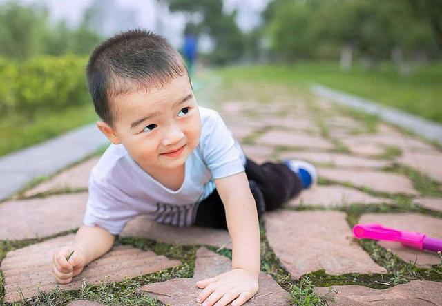 妈妈记住了，这几句话最好不要对孩子说，否则会“害”了孩子