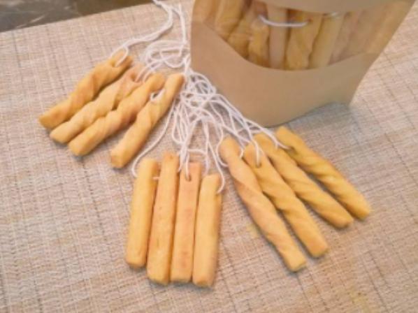 宝宝长牙咬手指？自制南瓜磨牙棒，干净卫生，再不怕病从口入