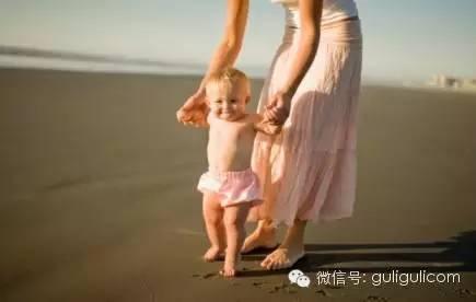 孩子学走路 这些是必经过程