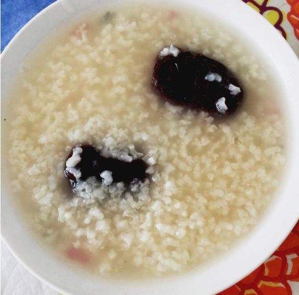 冬季宝宝便秘或腹泻，辅食吃什么好？这几个辅食食谱可收藏了