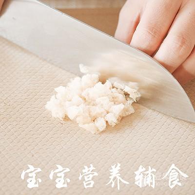 宝宝辅食-竹荪排骨面疙瘩