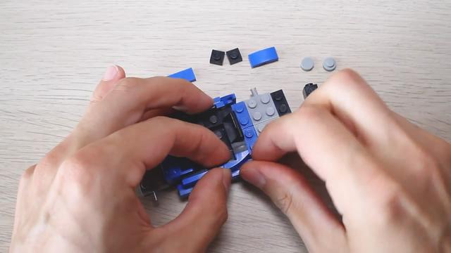 如何用乐高积木拼装玩具车，简单几个步骤就能轻松学会（图解）