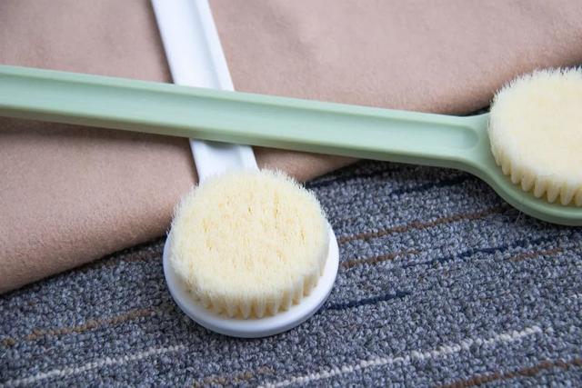 日本变态沐浴刷，效果堪比“换皮”！360°打造白皙嫩滑婴儿肌