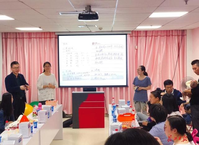 即将援非她放不下400多粉丝，她建的群温暖走出“黑色ICU”的妈妈