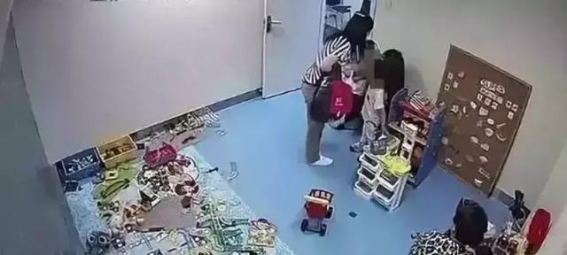 孩子被打，比教他打回去重要的是这件事