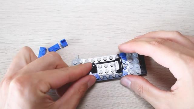 如何用乐高积木拼装玩具车，简单几个步骤就能轻松学会（图解）