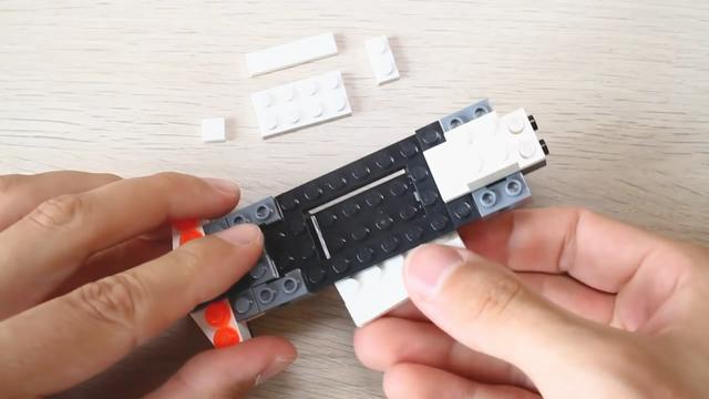 益智积木DIY，拼装乐高玩具车模型04的过程（图解）