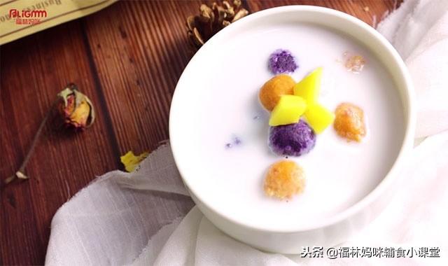 一杯奶、一个水果、三种粗粮，能当主食又能当甜点，2碗都不够吃