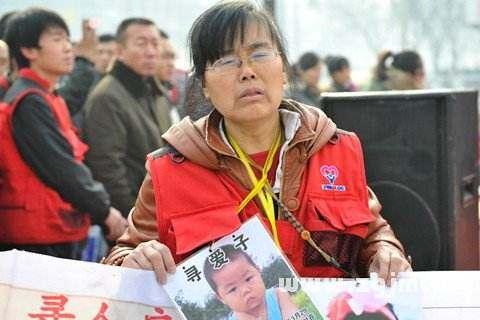 人贩子最好下手的四种宝宝,原来是这样被拐走的