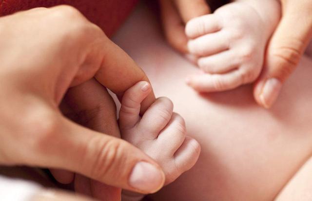 孩子出生如何在朋友圈报喜？增添一点“仪式感”会更幸福哦！