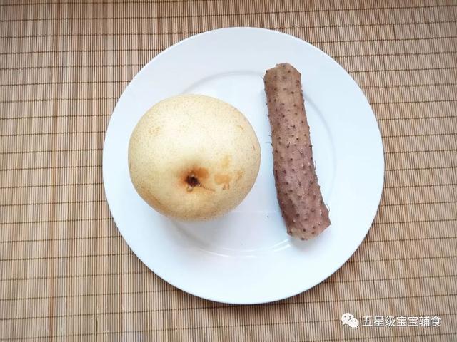秋冬宝宝要多吃点这类的食物，既可以预防感冒咳嗽，还可以润肺！