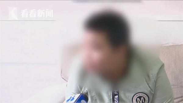 成绩下滑内心焦虑 初中男孩一上学就呕吐