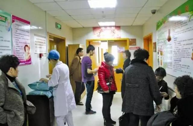 生完孩子的第一夜，家人对你怎样？宝妈：亲情一目了然，终生难忘