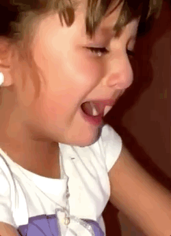 一位宝妈朋友圈：现在孩子太难带了！哈哈哈哈哈哈哈哈哈
