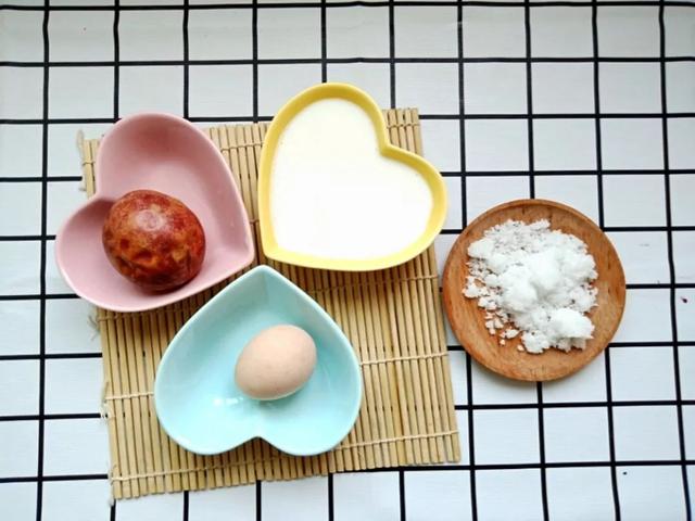宝宝食欲不振?胃胀?便秘?快试试这道百香果牛奶布丁 12M+