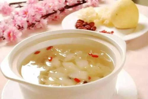 小孩一岁四个月了，该给孩子吃什么饭适合？宝妈们早知道，早准备