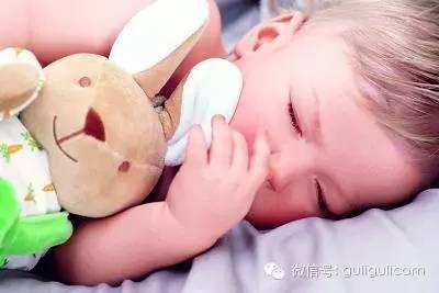 宝宝睡眠你懂多少？睡得好身体好！