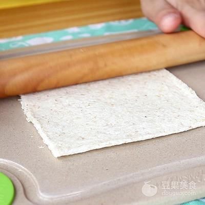 爆浆蓝莓吐司的做法